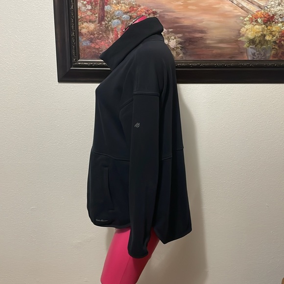 Eddie Bauer Turtleneck Mock Sweatshirt Fleece Lined Pouch Pocket Tulip Hem Black - Picture 2 of 14